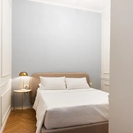 La Cle De La Maison 4* Napels