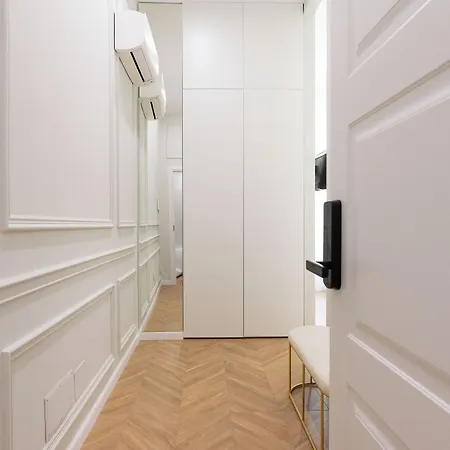 La Clè De La Maison