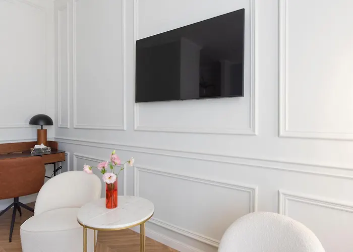 Guest house La Cle De La Maison 4*